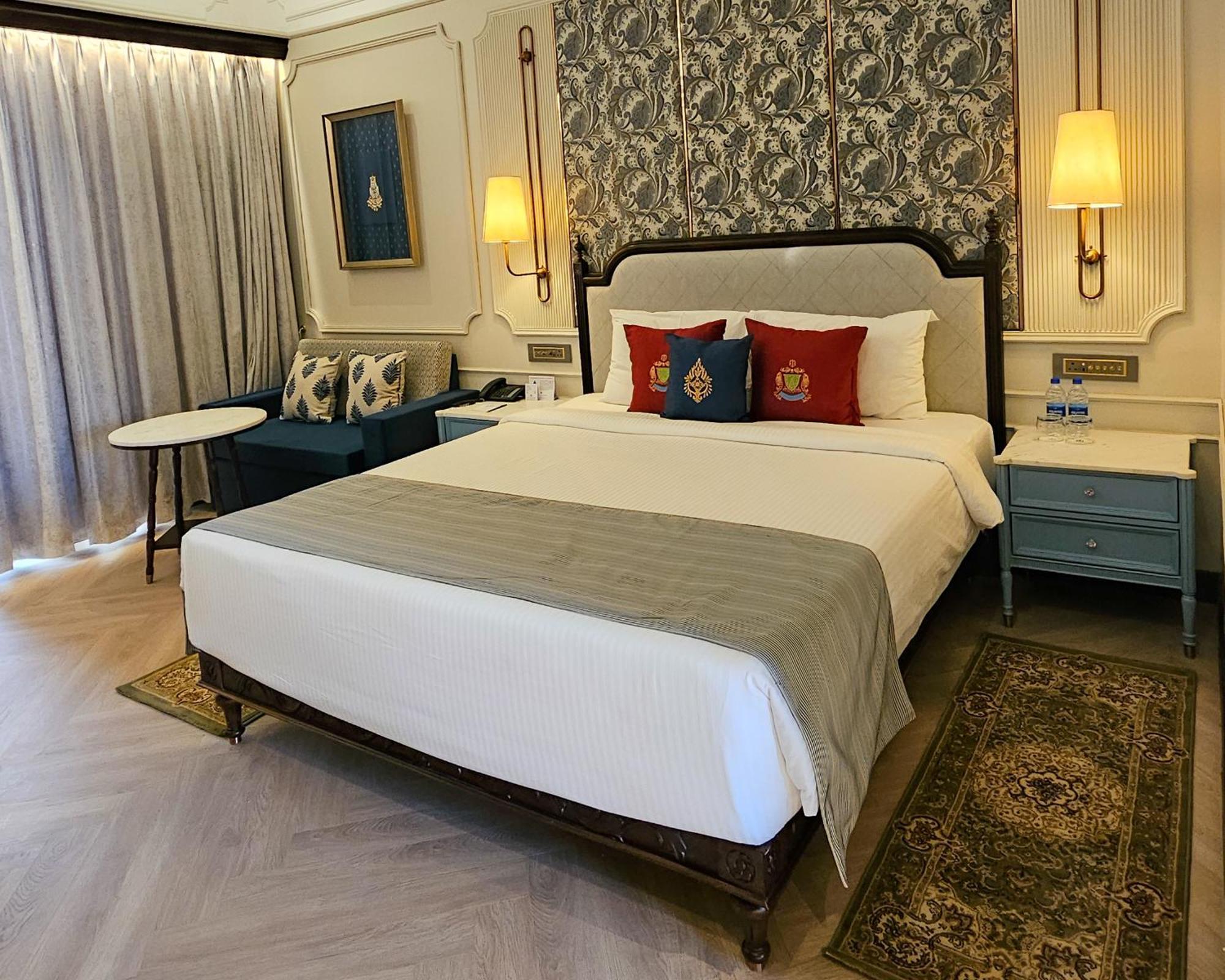Noor-Us-Sabah Palace Бопал Екстериор снимка