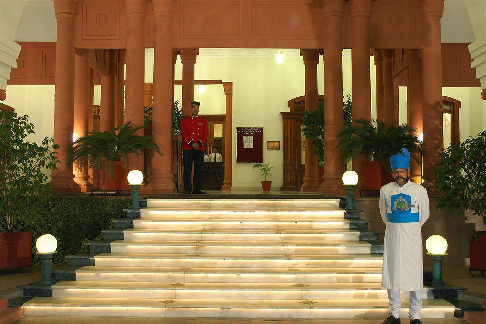 Noor-Us-Sabah Palace Бопал Екстериор снимка